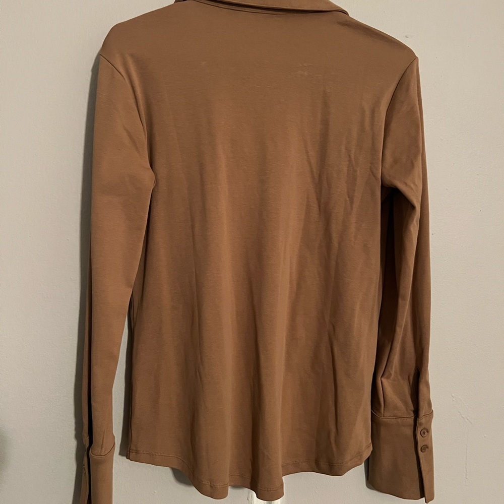 HP!! ๐ฅณNWOT Long sleeve ribbed shirt - Picture 6 of 6